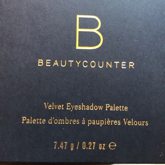 Beautycounter Velvet Eyeshadow Palette - Picture 2 of 3